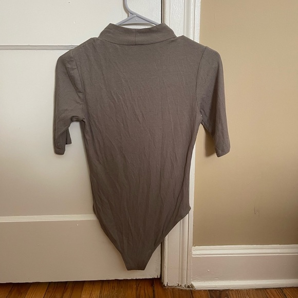 Dark Green Short Sleeve Bodysuit - Picture 3 of 3